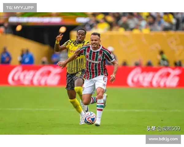 拜仁 5500 万欧压哨报价吉滕斯未果，切尔西 6500 万欧抢下英格兰新星